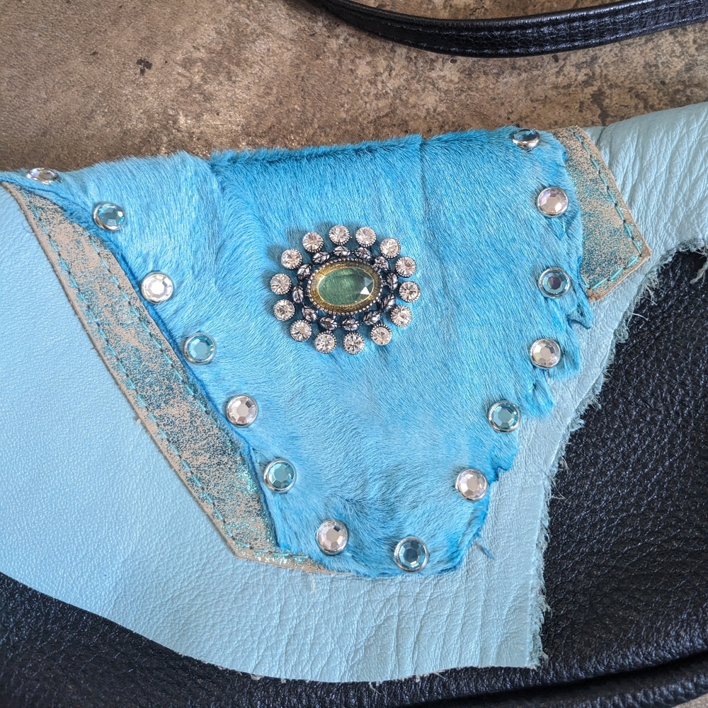 Vintage Avant Garde Stagecoach Western  Leather Crossbody Bag Turquoise & Black - Picture 7 of 14